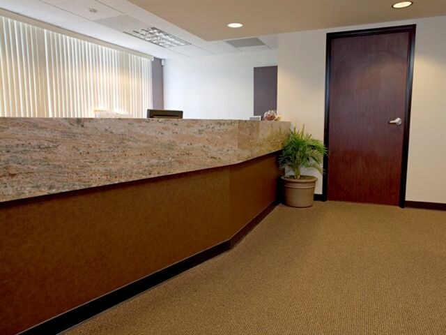 More Photos Of 18250 Roscoe Blvd, Northridge Medical For Lease