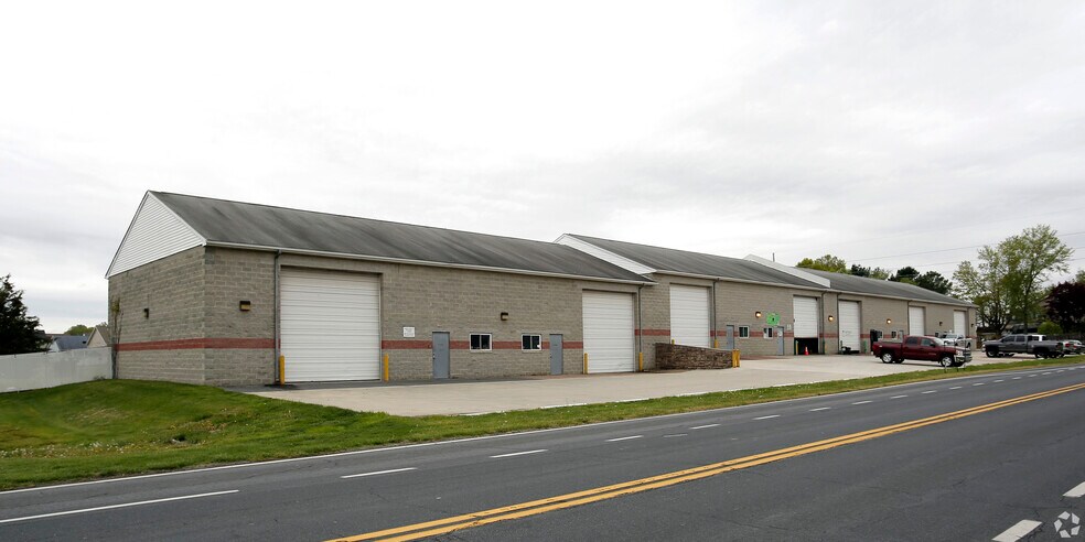 Primary Photo Of 10802 Westville Rd, Wyoming Warehouse For Lease