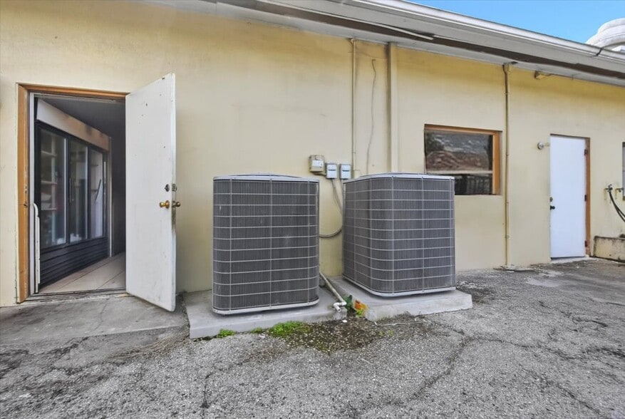 More Photos Of 10401 W Terry St, Bonita Springs Restaurant For Sale