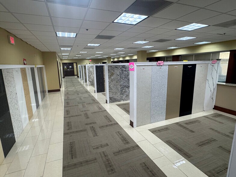 More Photos Of 7604 Kempwood Dr, Houston Light Distribution For Lease