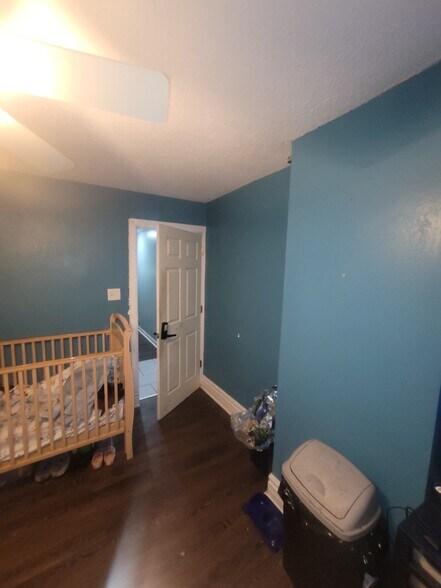 More Photos Of 2536 Indianapolis Ave, Indianapolis Apartments For Sale