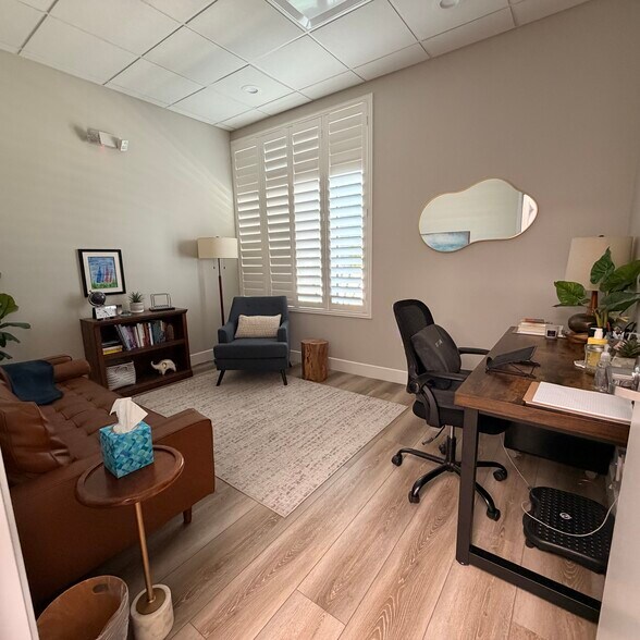 More Photos Of 945 Stockton Dr, Allen Medical For Sale