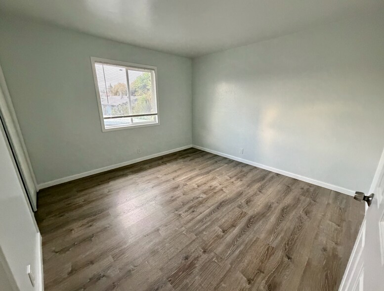 More Photos Of 1533 Julia St, Berkeley Multifamily For Sale