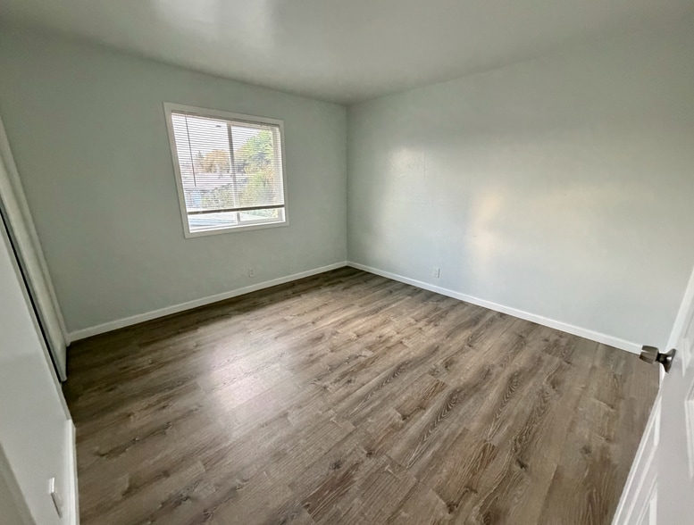 More Photos Of 1533 Julia St, Berkeley Multifamily For Sale