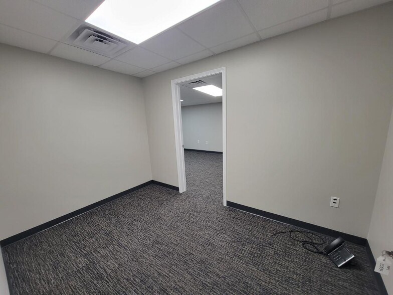 More Photos Of 2015 Wilkinson St, Panama City Freestanding For Lease