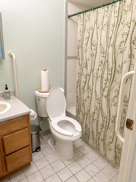 More Photos Of 973 Targee St, Staten Island Apartments For Lease