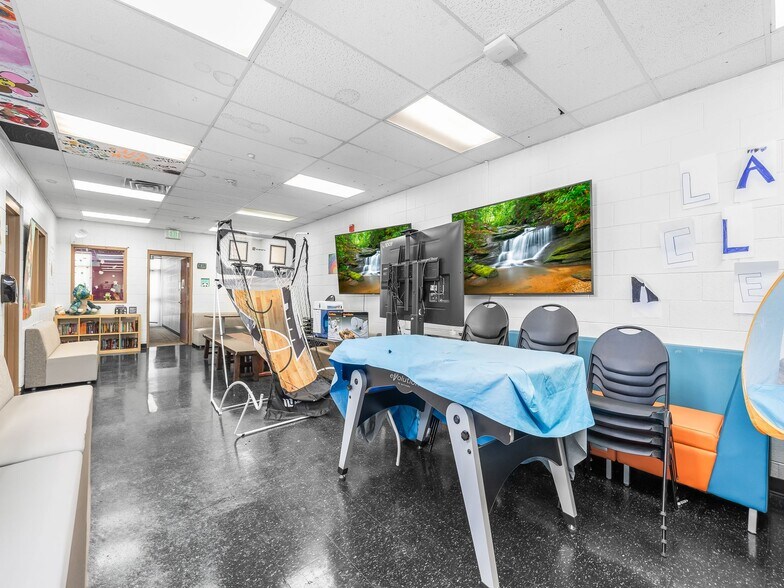 More Photos Of 464 S Concord St, Salt Lake City Schools For Sale