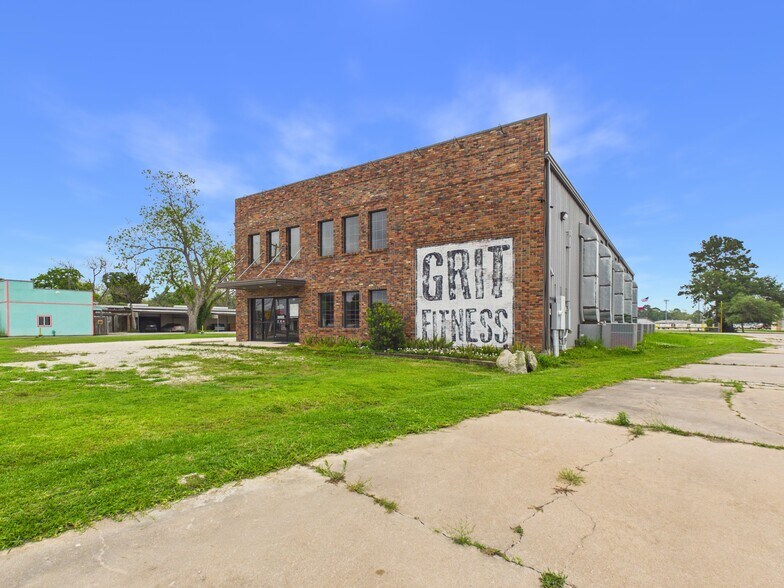More Photos Of 431 S 17th St, West Columbia Warehouse For Sale