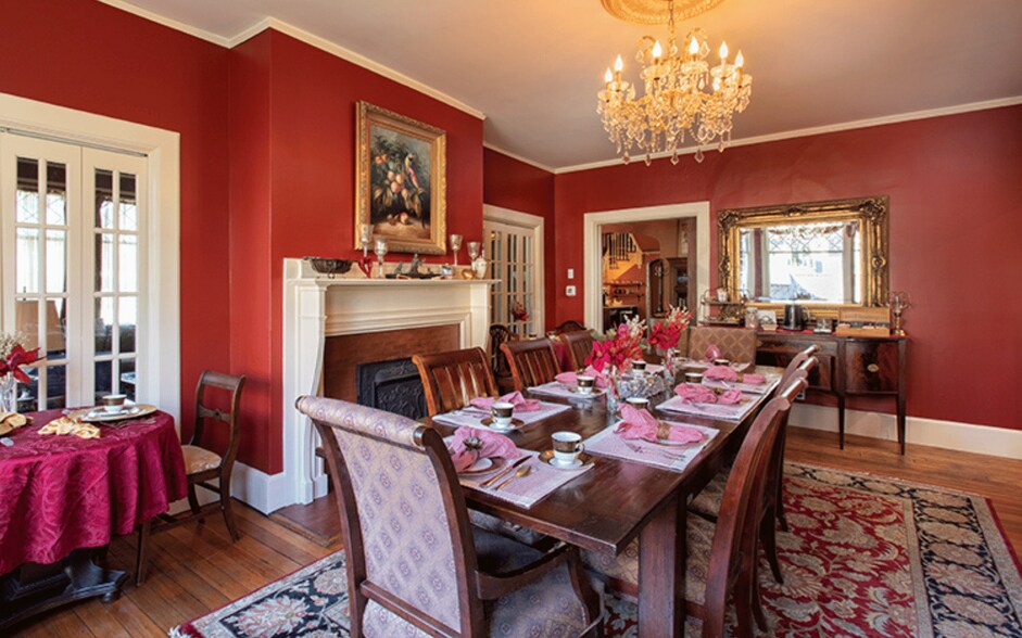 More Photos Of 288 Montford Ave, Asheville Hospitality For Sale