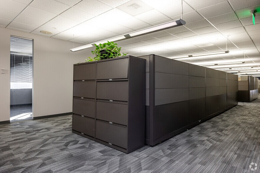 More Photos Of 12980 Foster St, Overland Park Office For Lease