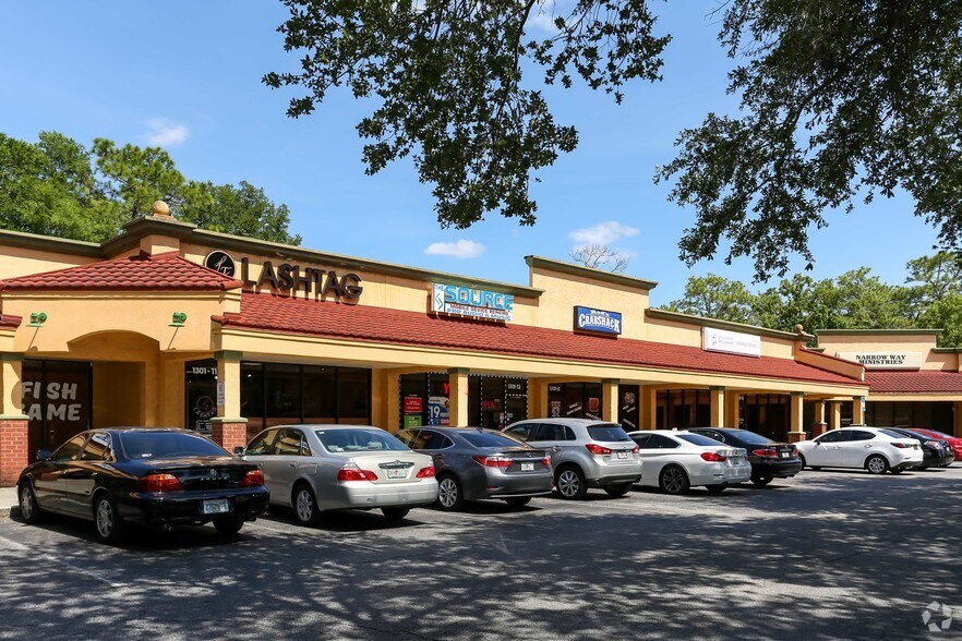 More Photos Of 1301 Monument Rd, Jacksonville General Retail For Lease