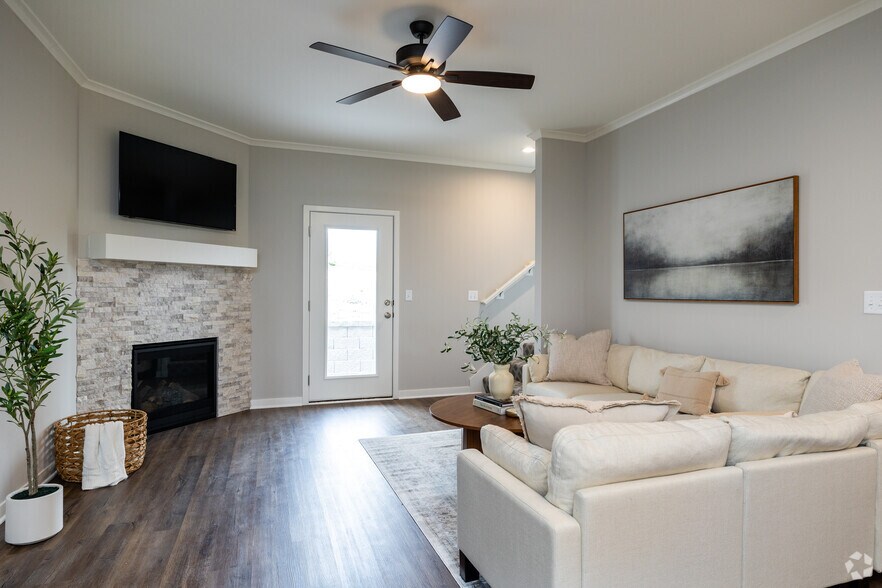 More Photos Of 1094 N Findley St, Olathe Apartments For Sale