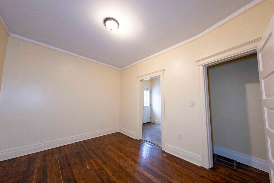 More Photos Of 14536 E Jefferson Ave, Detroit Storefront Retail Residential For Sale