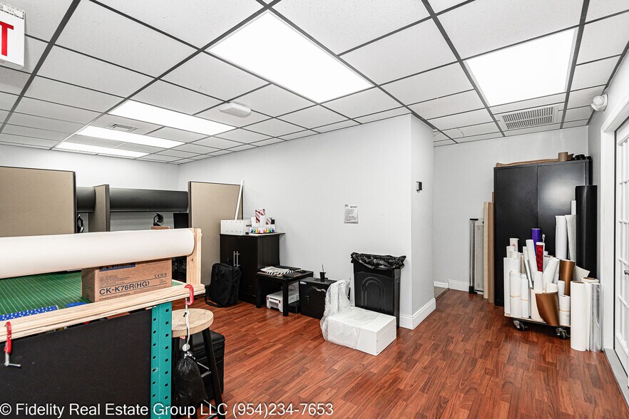 More Photos Of 3650 Coral Ridge Dr, Coral Springs Light Manufacturing For Lease