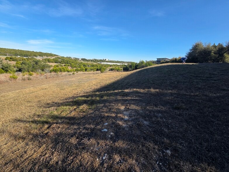 More Photos Of 231 Frog Pond Ln, Dripping Springs General Retail For Sale