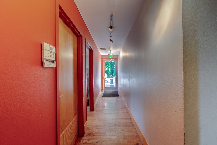 More Photos Of 1575 Gilpin St, Denver Office Residential For Sale