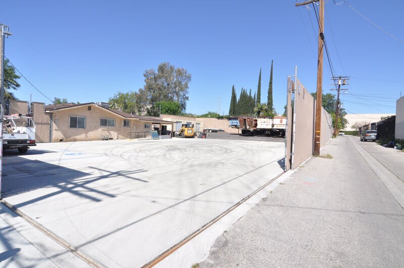 More Photos Of 15723 Kadota St, Sylmar Land For Sale