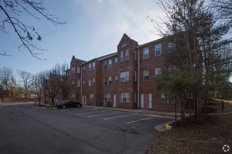 More Photos Of 6060-6074 Franconia Rd, Alexandria Medical For Lease