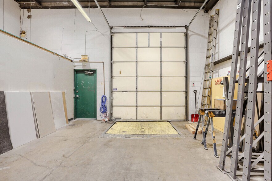 More Photos Of 573 S Arthur Ave, Louisville Warehouse For Sale