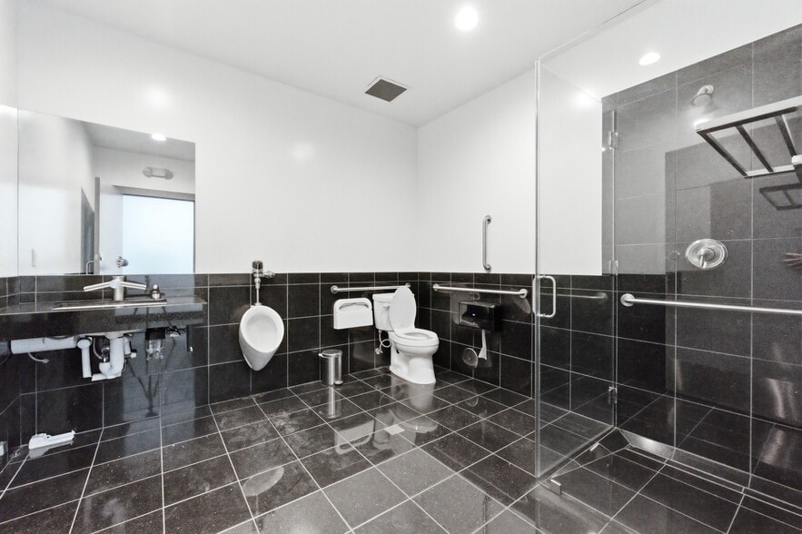 More Photos Of 3500 S Mountain Vista Pky, Provo Industrial For Lease