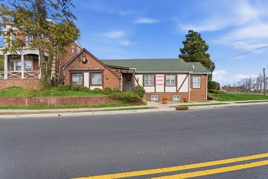 More Photos Of 630 Florida Grove Rd, Perth Amboy Apartments For Sale