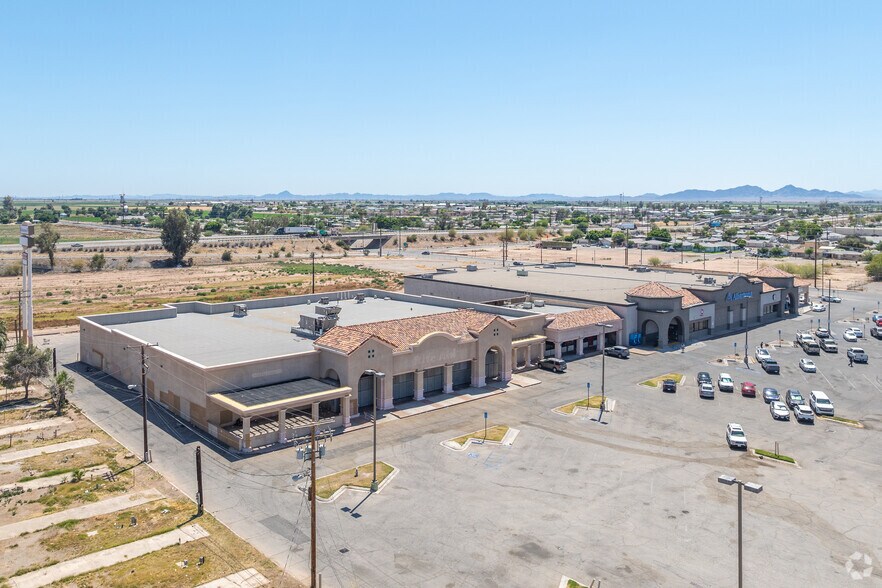 More Photos Of 890 E Hobsonway, Blythe Drugstore For Sale