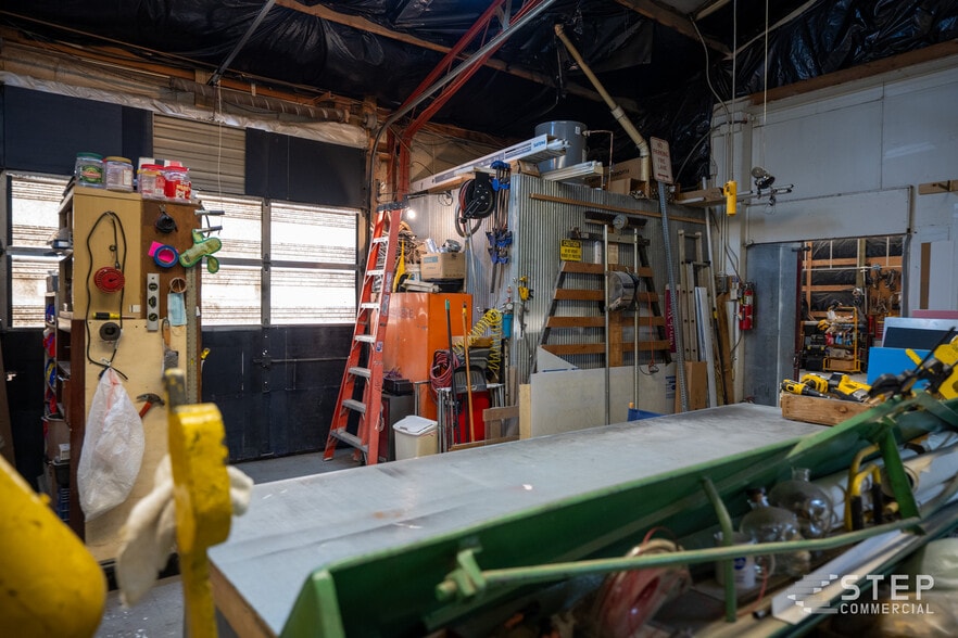 More Photos Of 1518 E Eisenhower Blvd, Loveland Warehouse For Sale