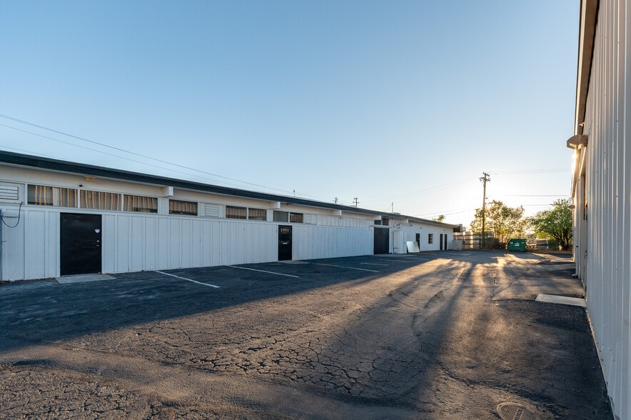 More Photos Of 3189 Mill St, Reno Office For Sale