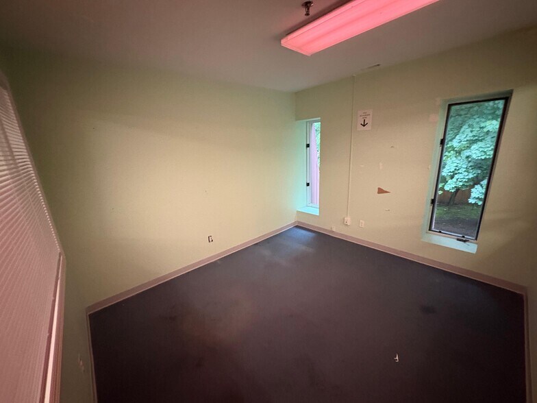 More Photos Of 490 Route 304, New City Office For Lease