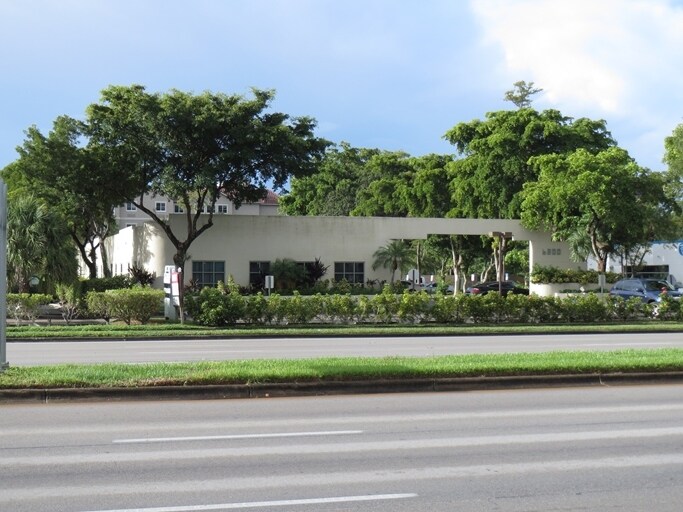 More Photos Of 6800 W Commercial Blvd, Lauderhill Office For Lease