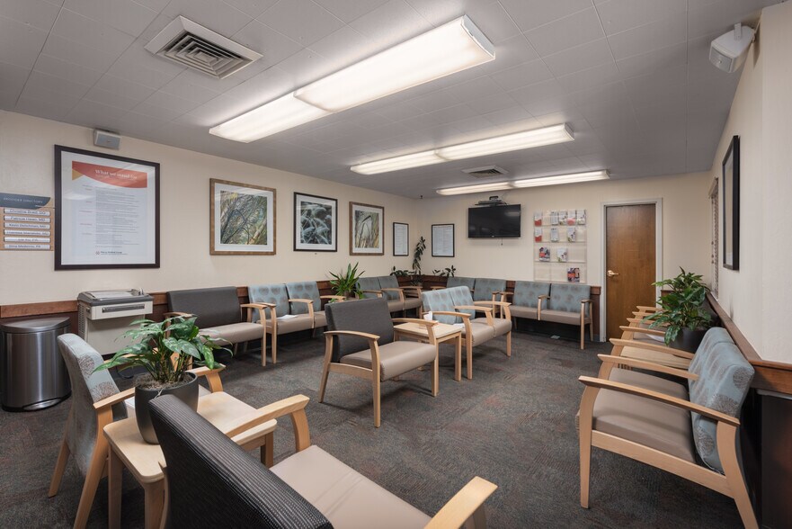 More Photos Of 8001 Madison Ave, Citrus Heights Medical For Sale