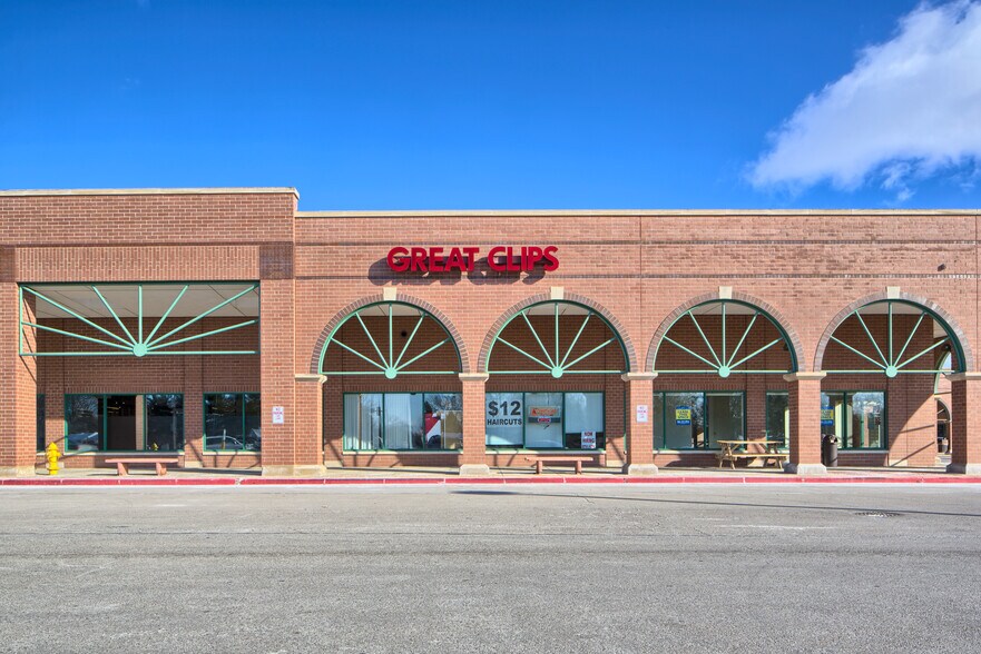 More Photos Of 4844-4986 Hononegah Rd, Roscoe General Retail For Sale