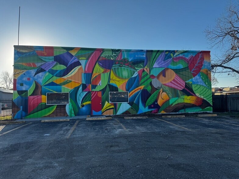 Primary Photo Of 1721 Oak Tree Dr, Houston Warehouse For Lease