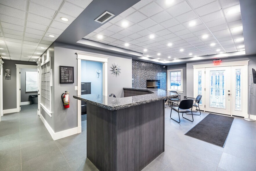 More Photos Of 193 King St E, Oshawa Office For Sale