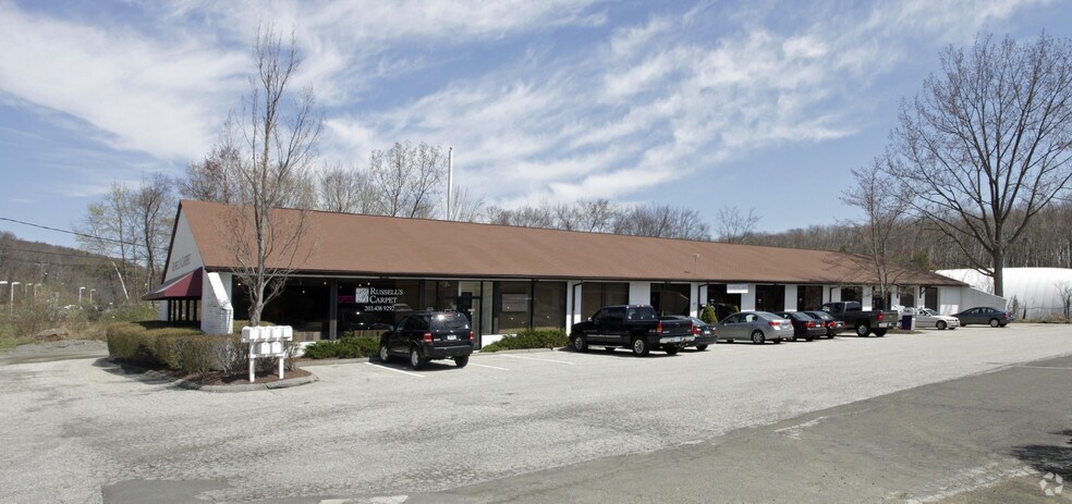 More Photos Of 724 Danbury Rd, Ridgefield Office For Lease