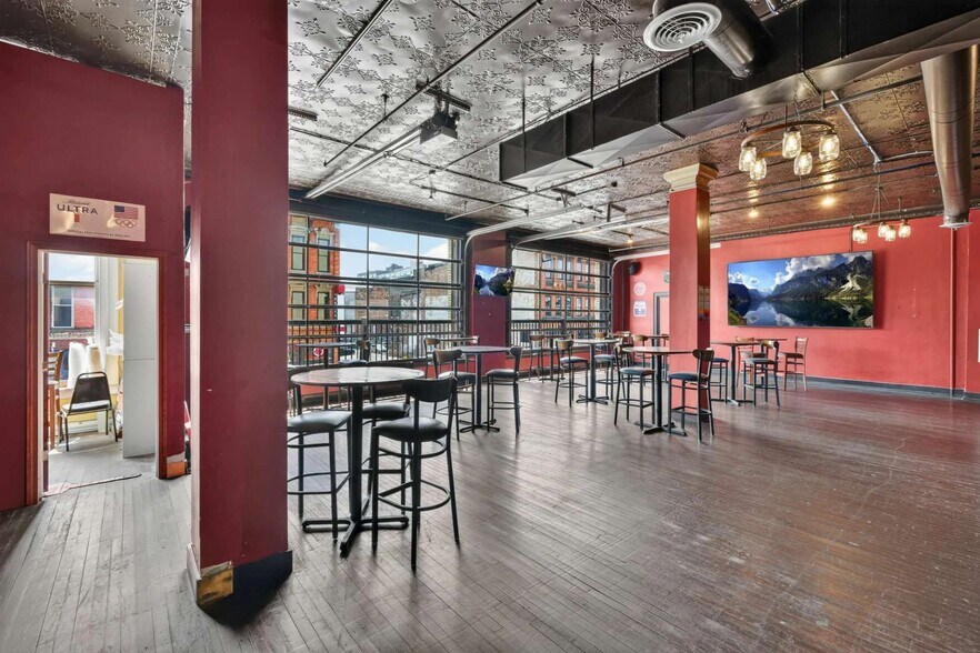 More Photos Of 610 Monroe St, Toledo Storefront Retail Residential For Sale