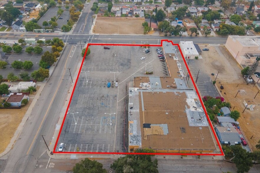 More Photos Of 541 W Marshall Blvd, San Bernardino Freestanding For Sale