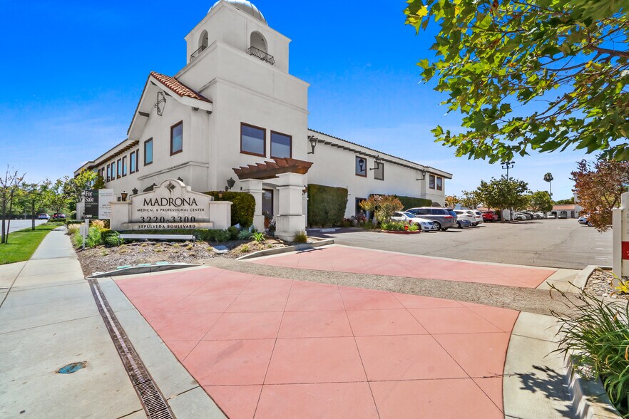 Primary Photo Of 3222-3256 Sepulveda Blvd, Torrance Medical For Sale