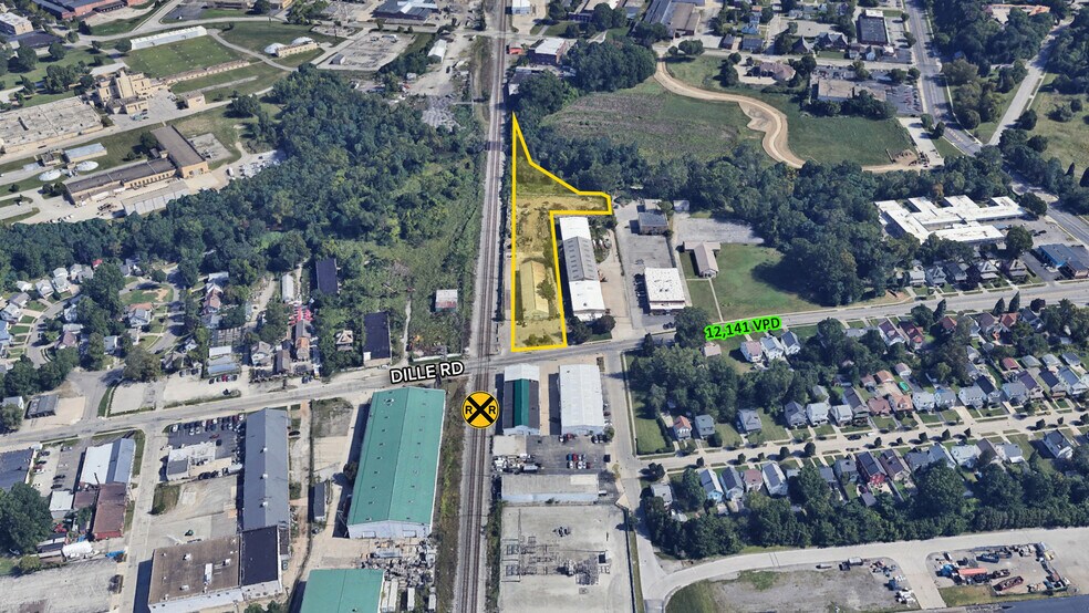 More Photos Of 1423 Dille Rd, Euclid Warehouse For Lease