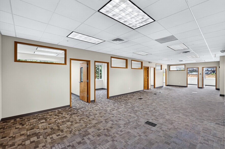 More Photos Of 2208 N Swing Ln, Liberty Lake Medical For Lease