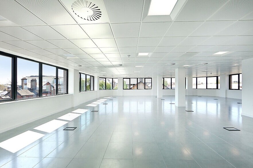 More Photos Of 145 London Rd, Kingston Upon Thames Office For Lease