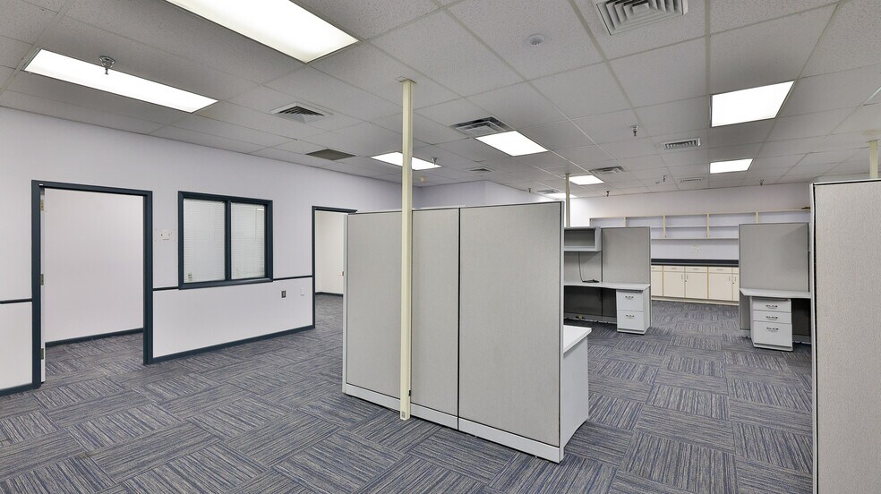 More Photos Of 2 Commerce Blvd, Palm Coast Warehouse For Lease