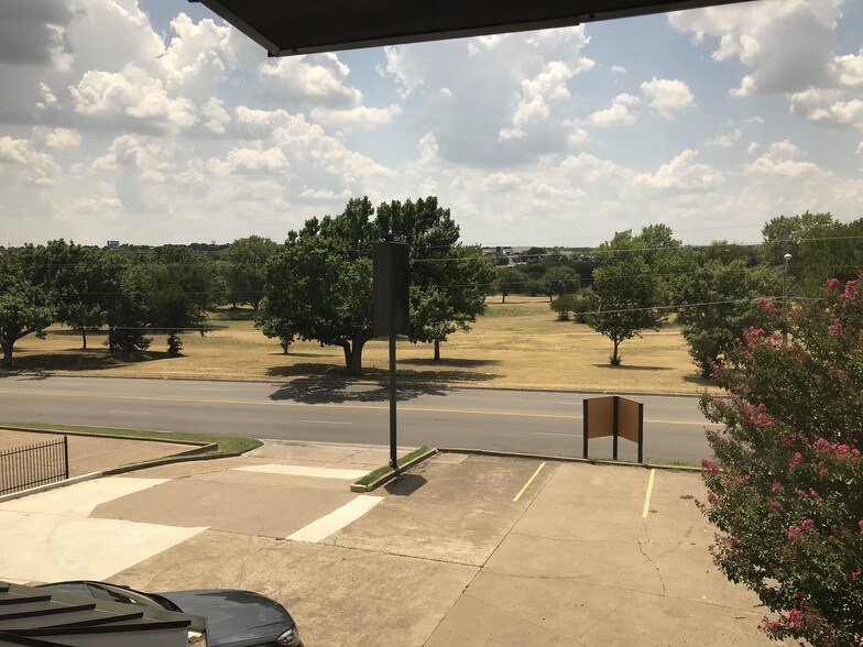 More Photos Of 2909 Lackland Rd, Fort Worth Medical For Lease