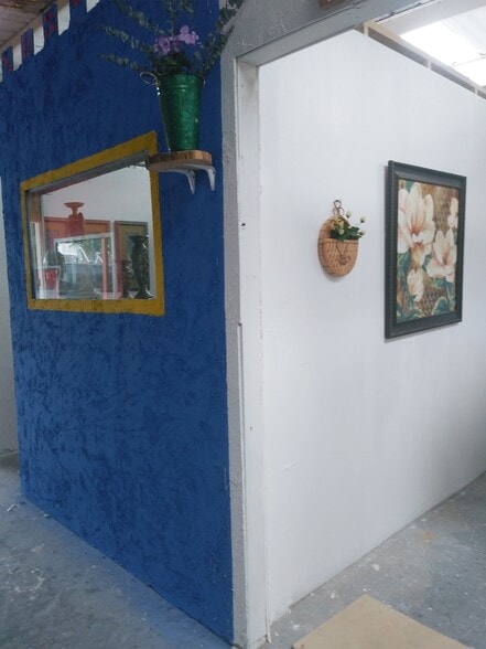 More Photos Of 270-272 Beth Stacey Blvd, Lehigh Acres Warehouse For Sale