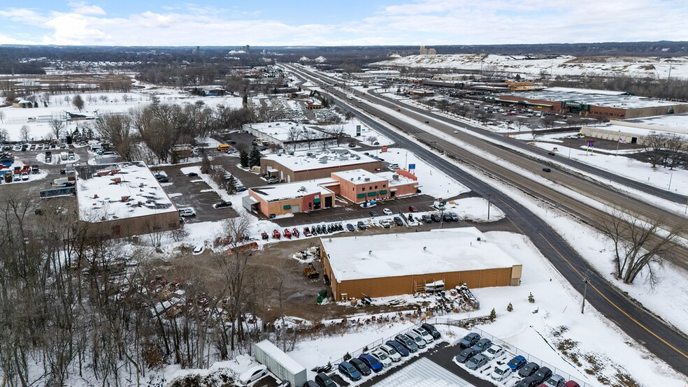 More Photos Of 2401 Highway 13 W, Burnsville Warehouse For Sale