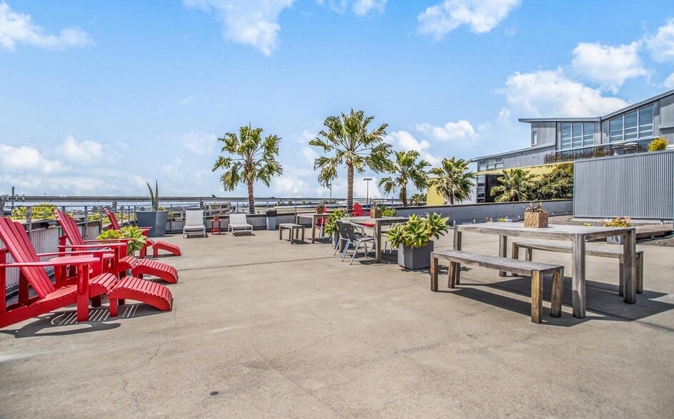 Primary Photo Of 1500 Park Ave, Emeryville Loft Creative Space For Lease