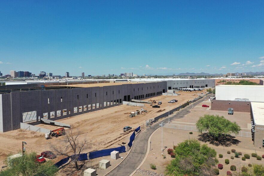 More Photos Of 1875 E Sky Harbor Cir N, Phoenix Unknown For Lease