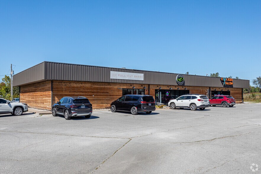 Primary Photo Of 3406-4 SE J St, Bentonville Freestanding For Lease