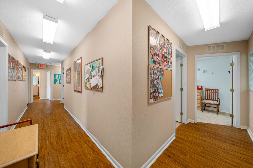 More Photos Of 1415 NW 23rd Ave, Chiefland Medical For Sale