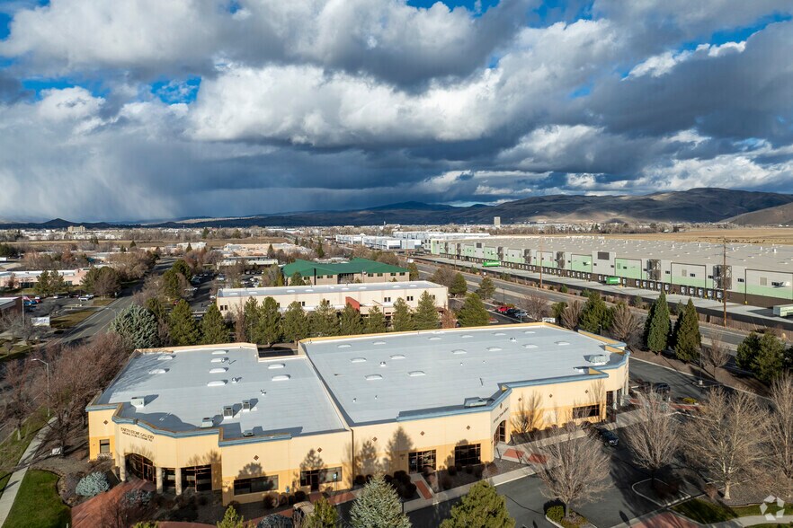 More Photos Of 1325 Capital Blvd, Reno Showroom For Sale